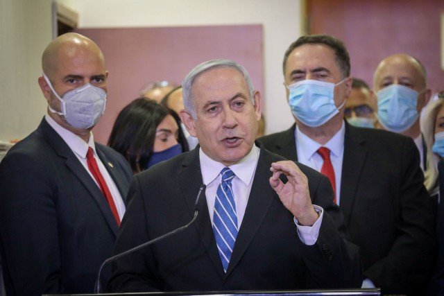 Нетаняху, съд, корупция